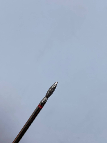 Фреза, D 2 DD 0025 алмазная Пламя, красная насечка Диаметр 0.2 мм  / Рабочая Часть 0.8 мм